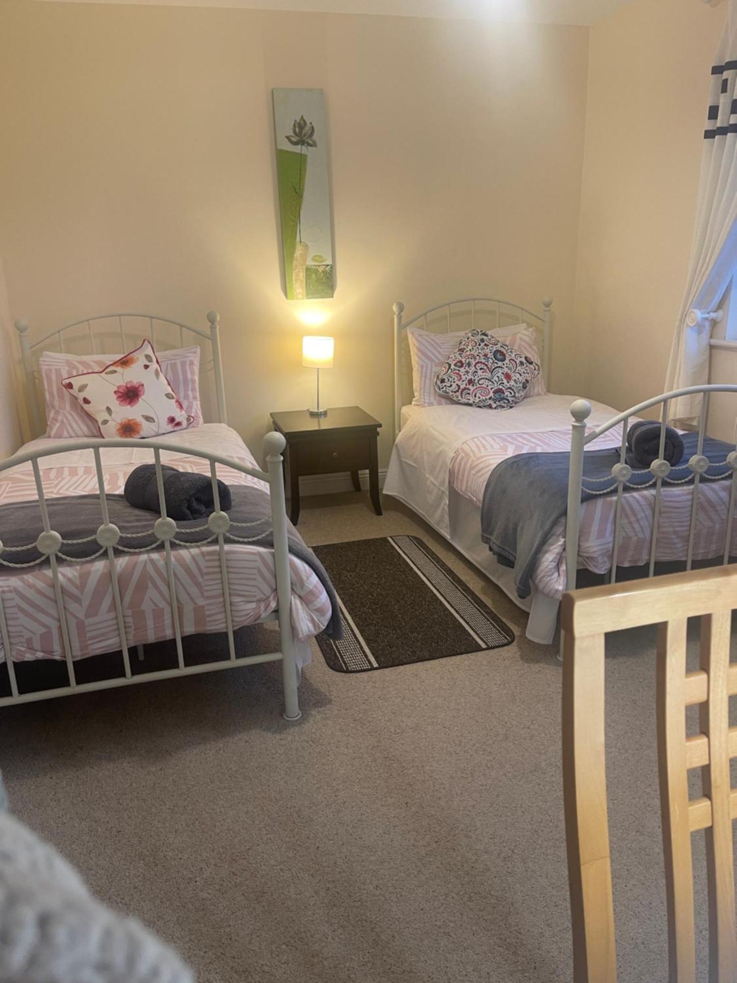 Valentia Skellig Rooms Knights Town Room photo